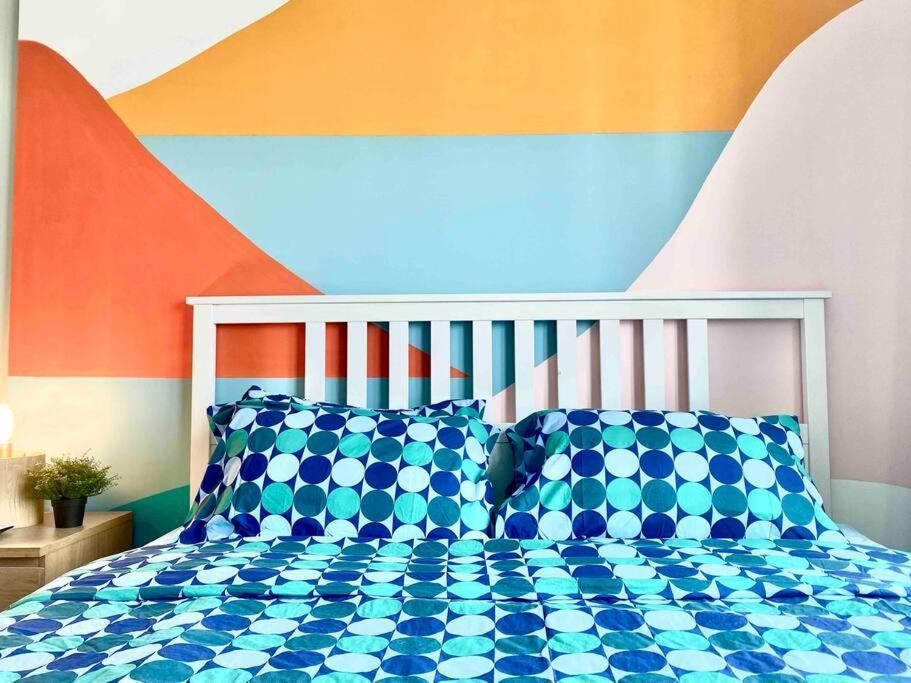 Tropicana 218 Macalister #Wondercolor #Infinity Pool #Georgetown #5Pax #2Br 2Bath #1King 1Queen 1Single #Quality Well Maintained #Private Host エクステリア 写真